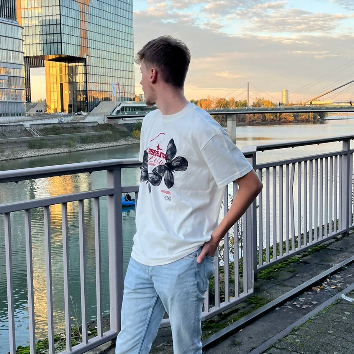 Essential Of Leisure Oversize-T-Shirt